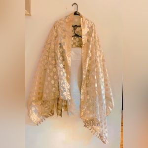 ALL PAKISTANI and INDIAN DRESSES
